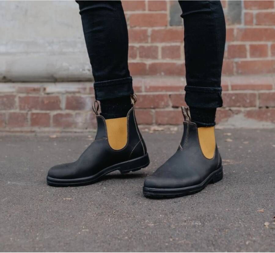 Blundstone Donkerbruine Chelsea Boots Stijlvol en Duurzaam Bruin Unisex