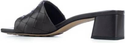Bottega Veneta Gezellige huisslippers voor ultiem comfort