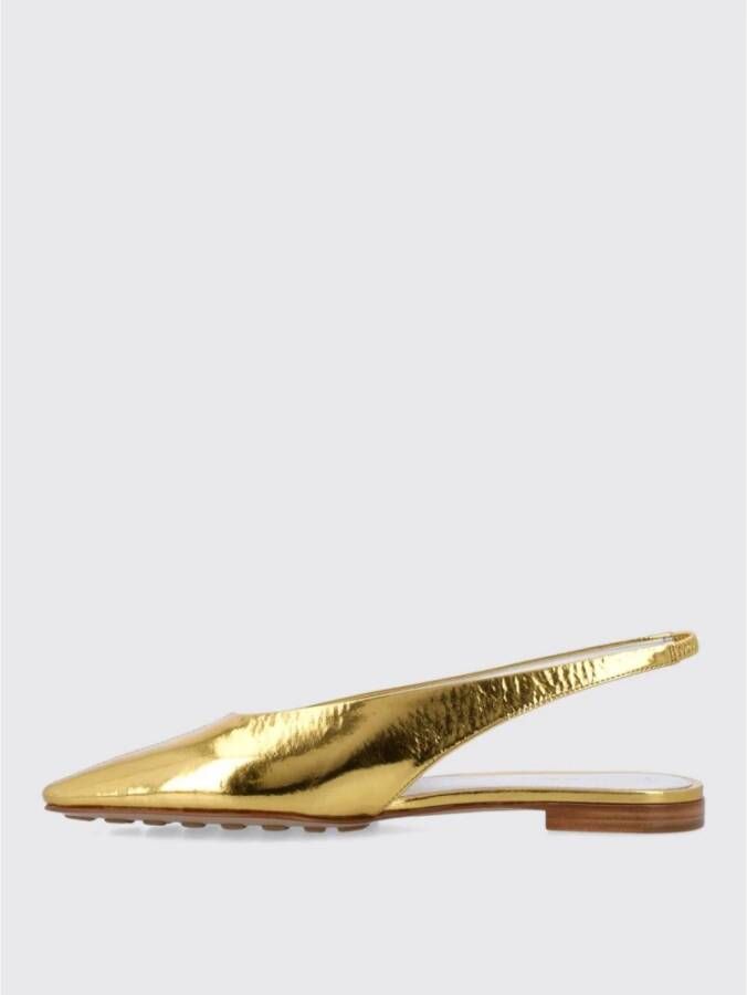 Bottega Veneta Gouden Slingback Pumps Elegante Schoenen