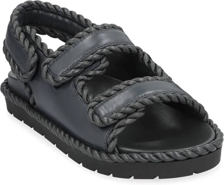 Bottega Veneta Grijze Platte Sandalen met Torchon Versiering