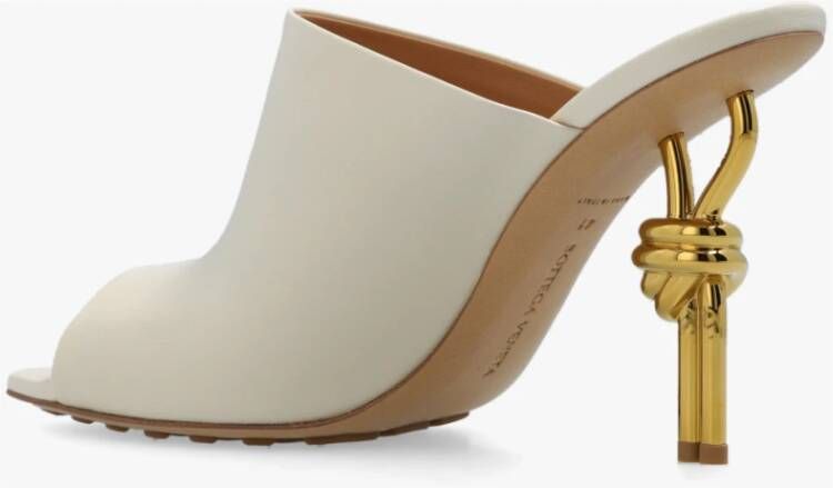 Bottega Veneta Knot mules Beige Dames