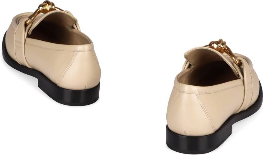 Bottega Veneta Leren Loafers met Voor Knoop Detail
