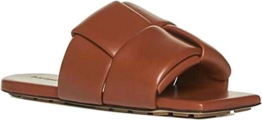 Bottega Veneta Stijlvolle Sandalen voor Zomerdagen Brown Dames