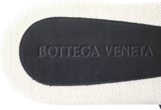 Bottega Veneta Vintage Pre-owned Canvas sandals White Dames