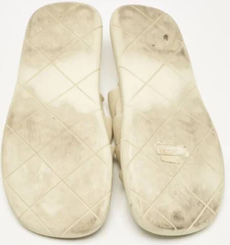 Bottega Veneta Vintage Pre-owned Fabric sandals Beige Heren