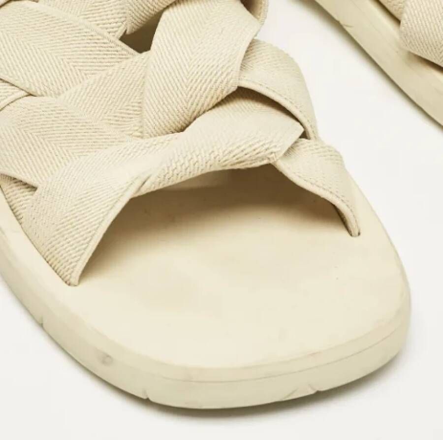 Bottega Veneta Vintage Pre-owned Fabric sandals Beige Heren