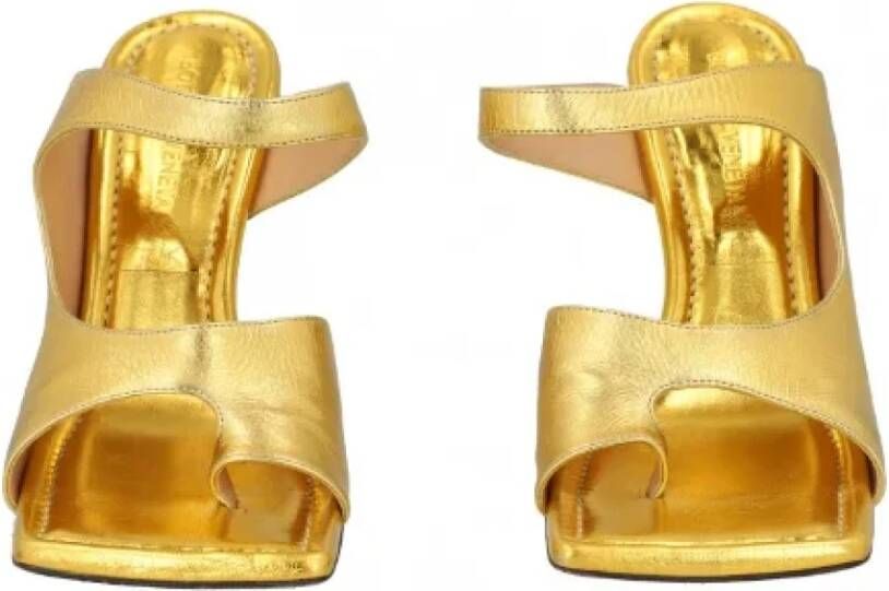 Bottega Veneta Vintage Pre-owned Fabric sandals Yellow Dames