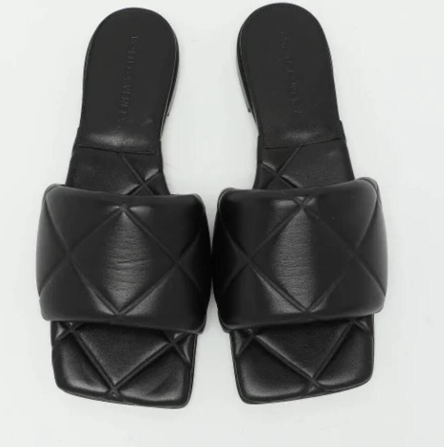 Bottega Veneta Vintage Pre-owned Leather flats Black Dames