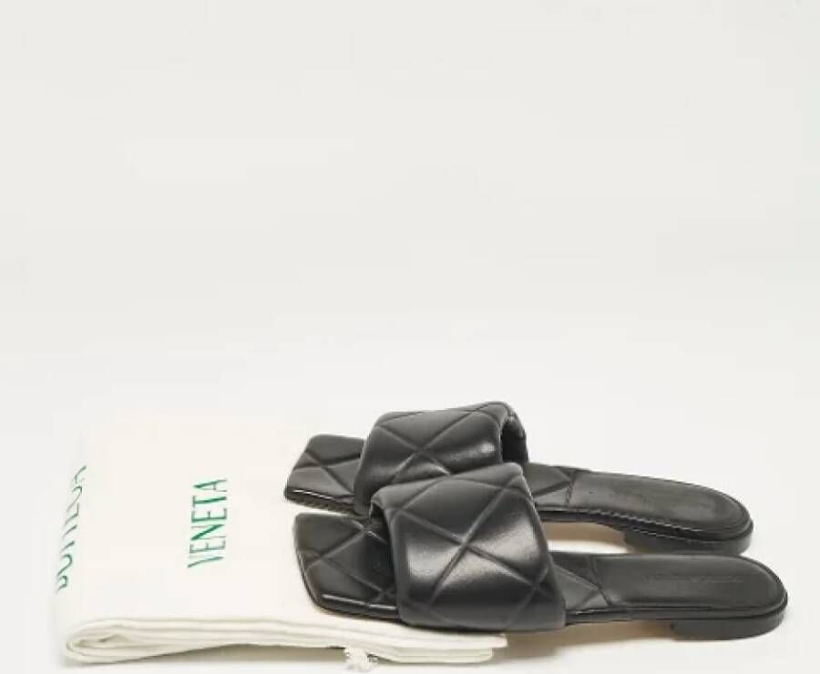 Bottega Veneta Vintage Pre-owned Leather flats Black Dames
