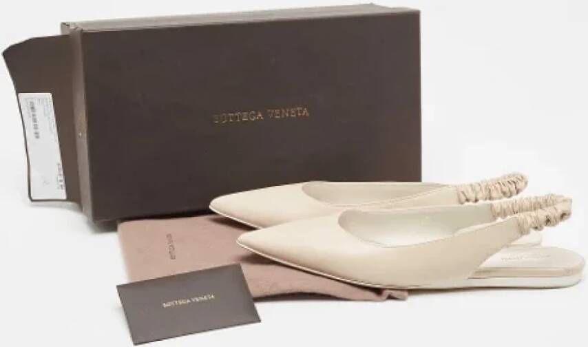 Bottega Veneta Vintage Pre-owned Leather flats White Dames