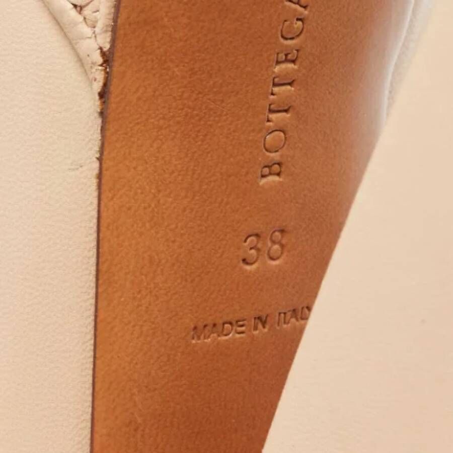 Bottega Veneta Vintage Pre-owned Leather heels Beige Dames