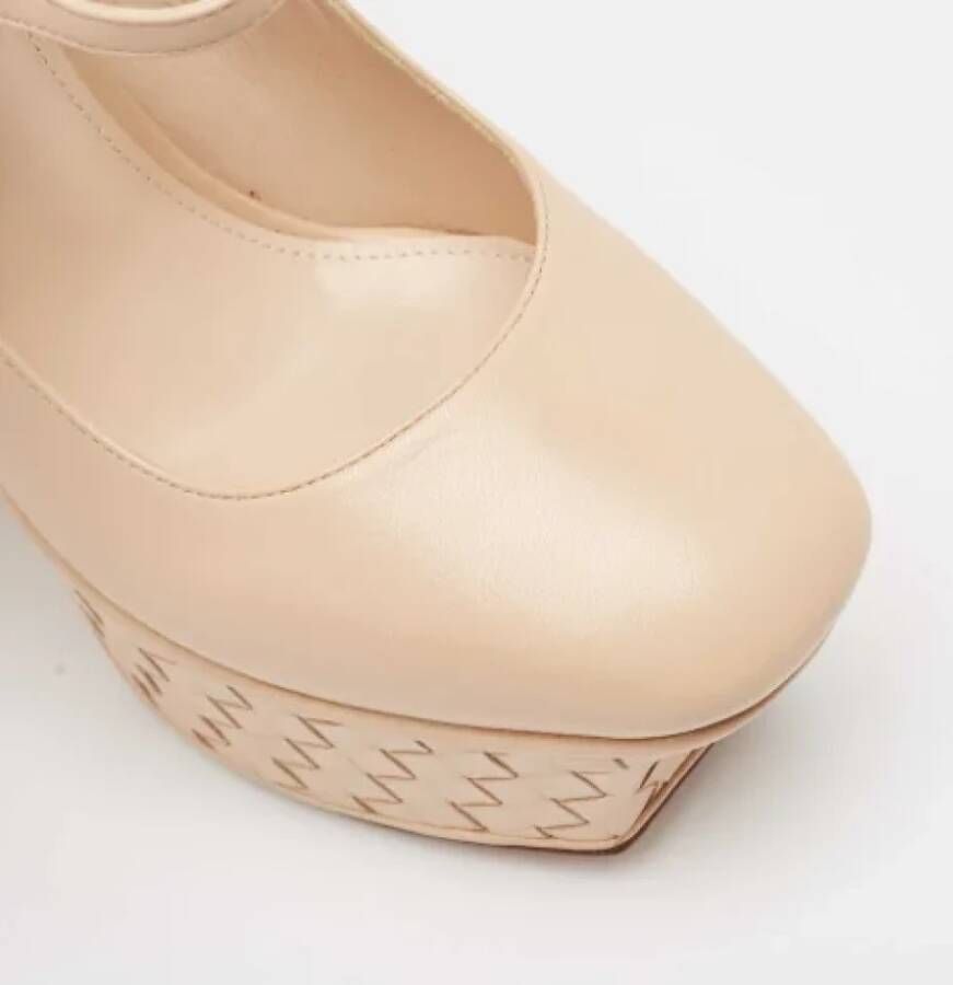 Bottega Veneta Vintage Pre-owned Leather heels Beige Dames