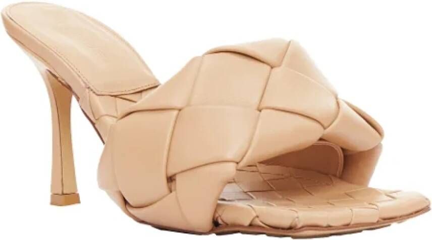 Bottega Veneta Vintage Pre-owned Leather heels Beige Dames