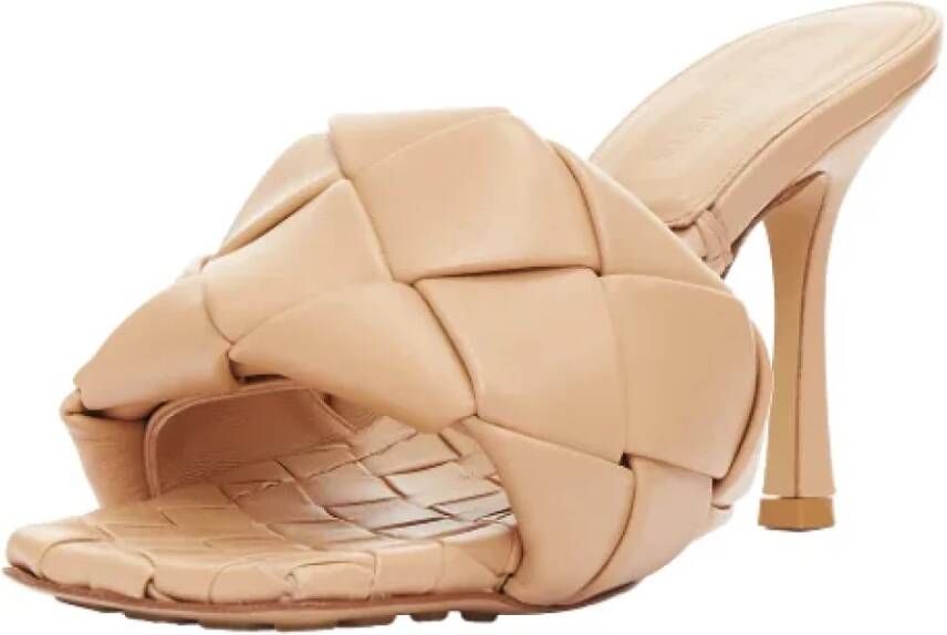 Bottega Veneta Vintage Pre-owned Leather heels Beige Dames