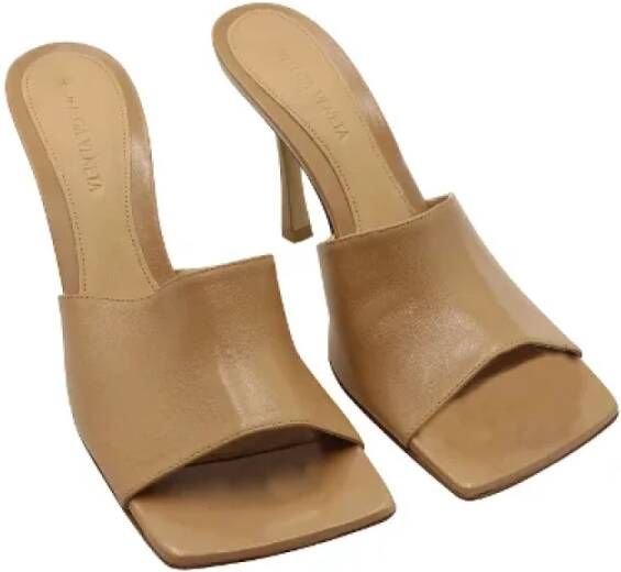 Bottega Veneta Vintage Pre-owned Leather mules Brown Dames