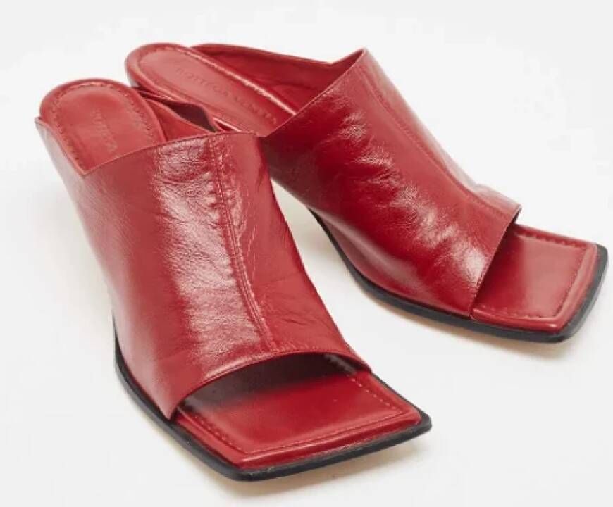 Bottega Veneta Vintage Pre-owned Leather mules Red Dames