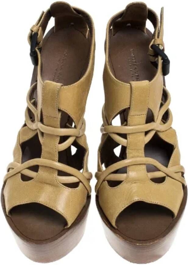 Bottega Veneta Vintage Pre-owned Leather sandals Beige Dames