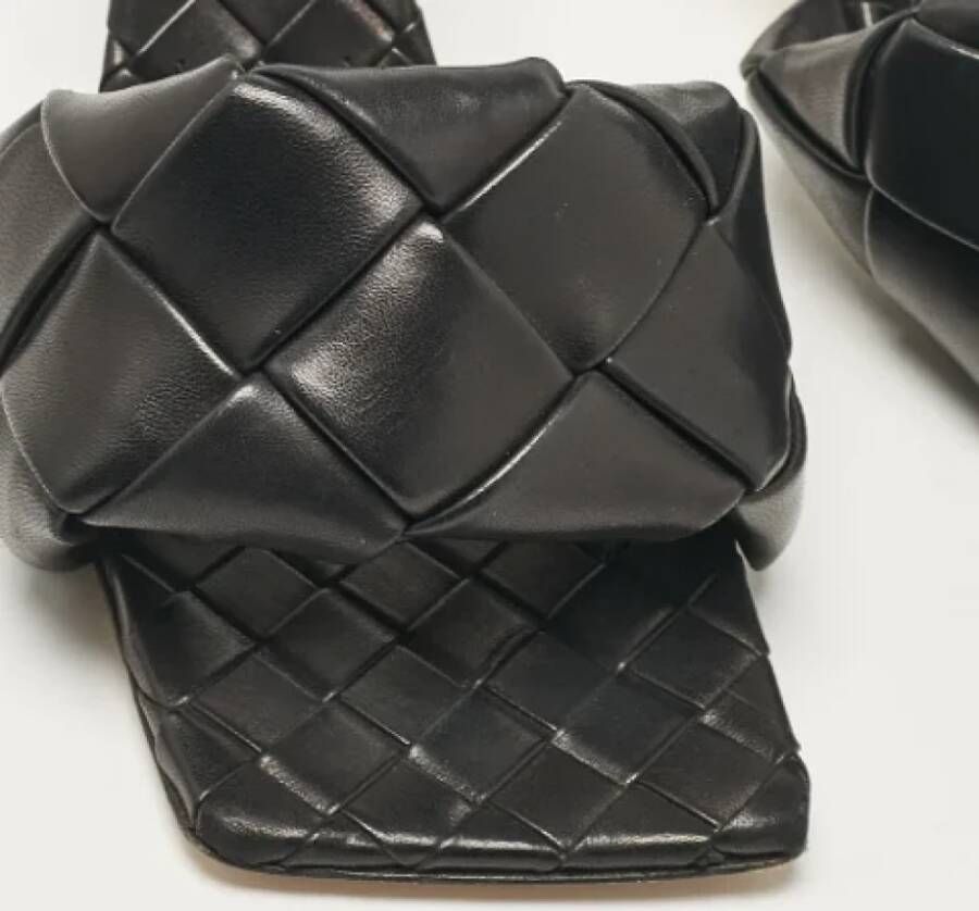 Bottega Veneta Vintage Pre-owned Leather sandals Black Dames