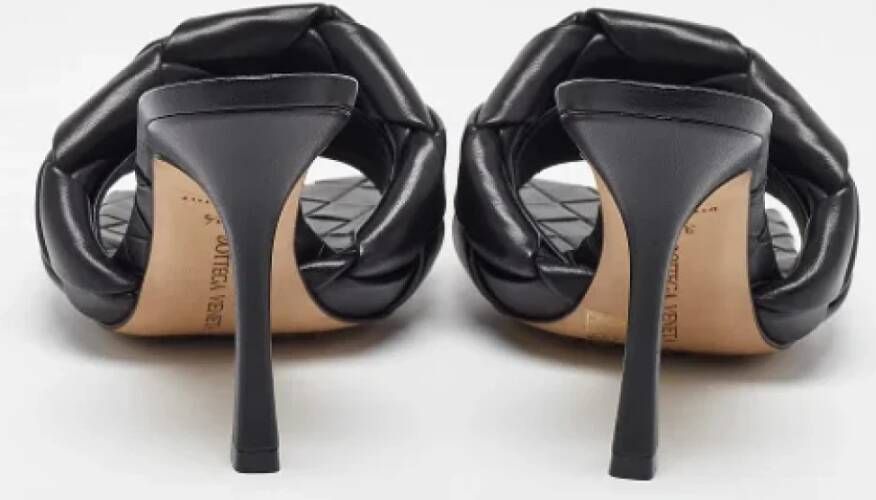 Bottega Veneta Vintage Pre-owned Leather sandals Black Dames