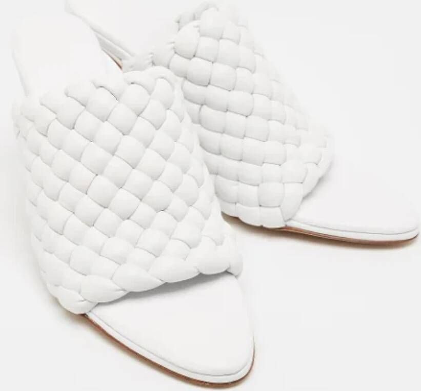 Bottega Veneta Vintage Pre-owned Leather sandals White Dames