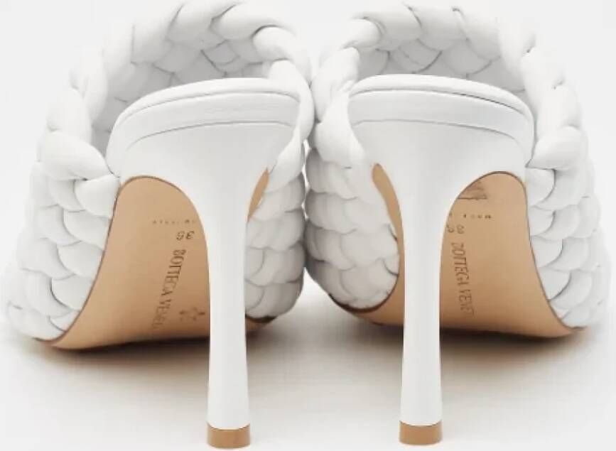 Bottega Veneta Vintage Pre-owned Leather sandals White Dames