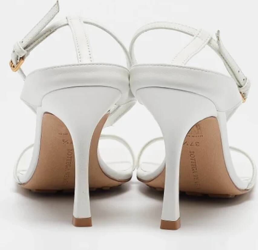 Bottega Veneta Vintage Pre-owned Leather sandals White Dames