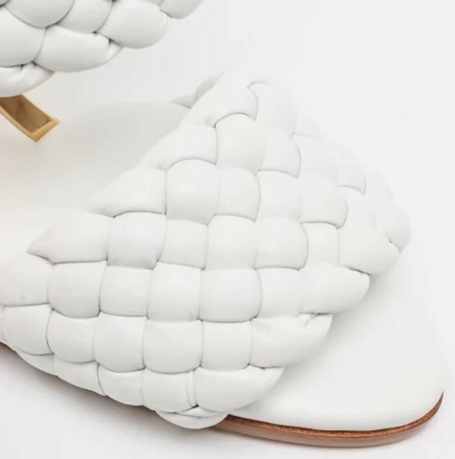 Bottega Veneta Vintage Pre-owned Leather sandals White Dames