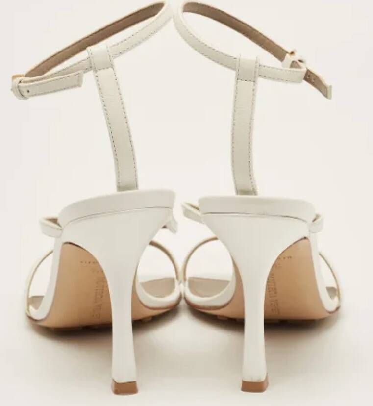 Bottega Veneta Vintage Pre-owned Leather sandals White Dames