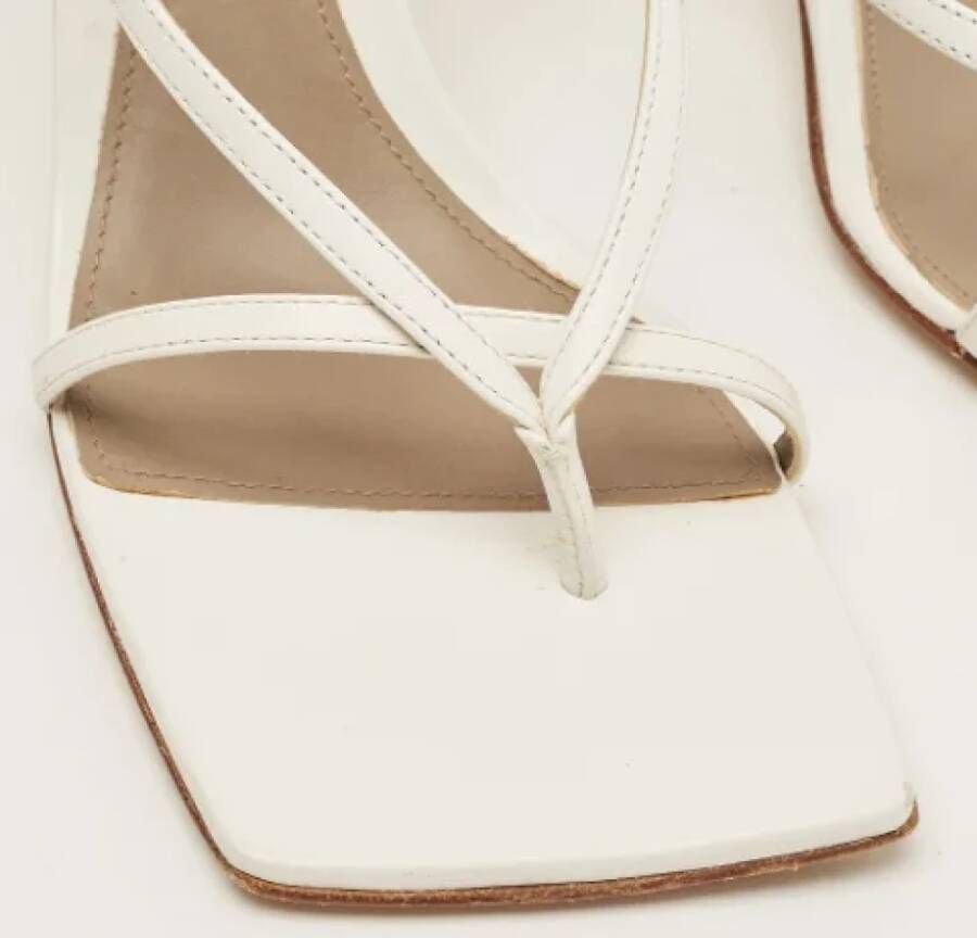 Bottega Veneta Vintage Pre-owned Leather sandals White Dames
