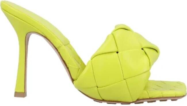 Bottega Veneta Vintage Pre-owned Leather sandals Yellow Dames