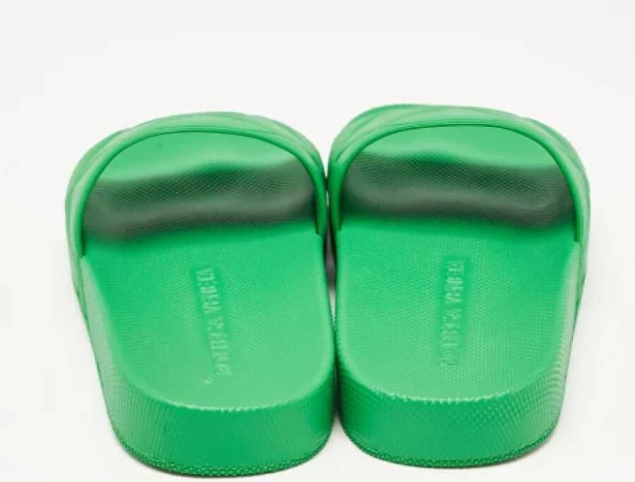 Bottega Veneta Vintage Pre-owned Rubber sandals Green Dames