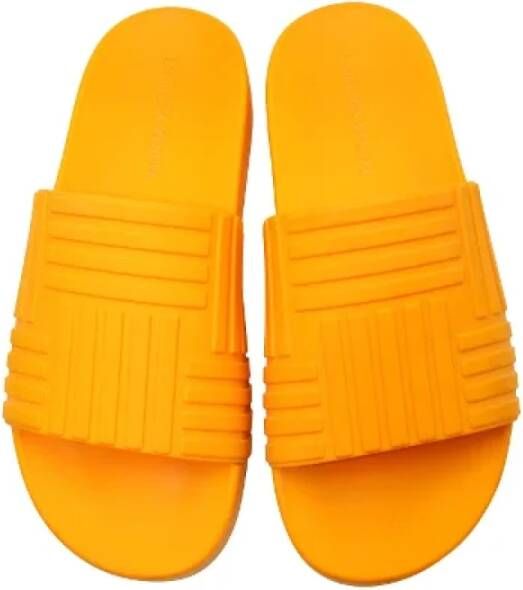 Bottega Veneta Vintage Pre-owned Rubber sandals Orange Dames