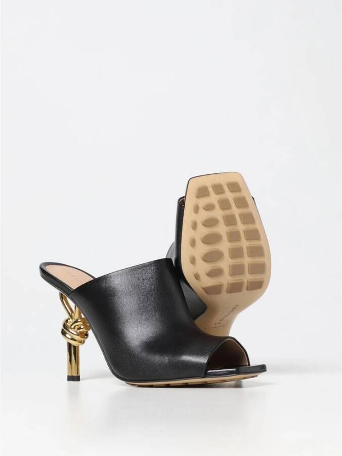 Bottega Veneta Zwarte Leren Knoop Hakken Muiltjes