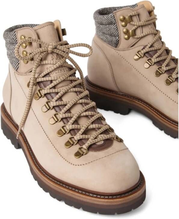 Brunello Cucinelli Beige Veterschoen met Herringbone Patroon