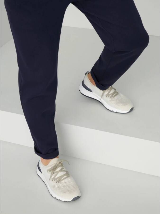 Brunello Cucinelli Geperforeerde Beige Sneakers