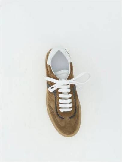 Brunello Cucinelli Leren sneakers met glanzende juwelen