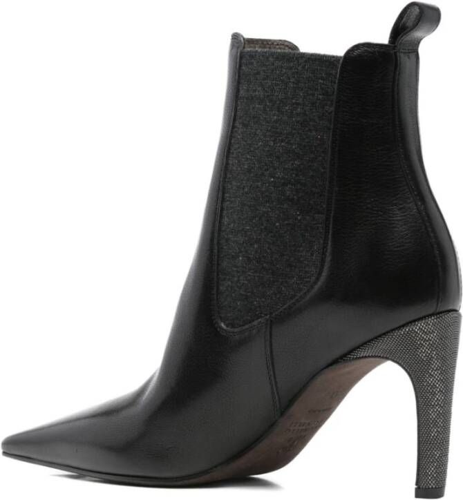 Brunello Cucinelli Zwarte platte schoenen Elegante stijl