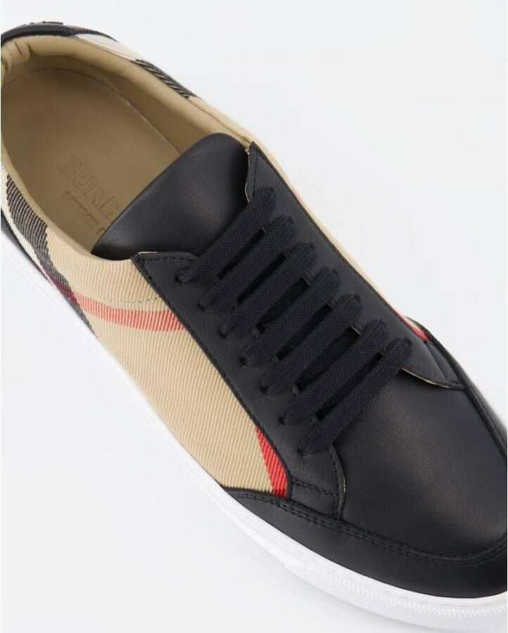 Burberry Geruite Veterschoenen Multicolor Dames