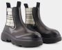 Burberry Boots Creeper Chelsea Low Ankle Boots Leather Black in grijs - Thumbnail 3