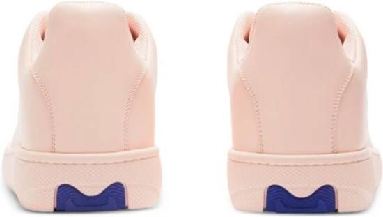 Burberry Roze Leren Sneakers met Equestrian Knight Motief Pink Dames