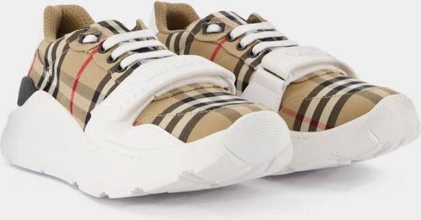 Burberry Sneakers Beige Dames