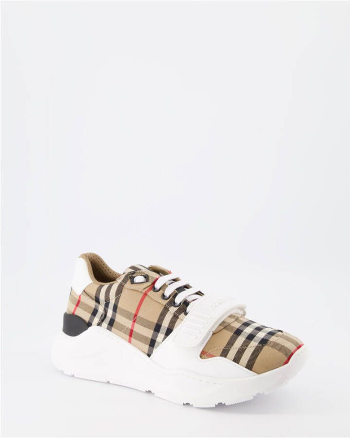 Burberry Sneakers with logo Beige Heren