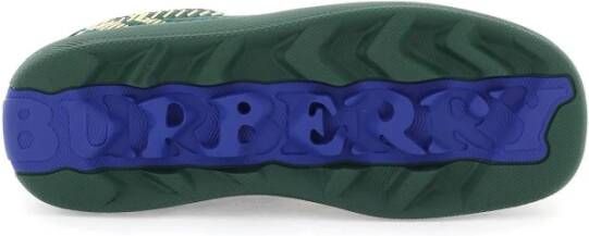 Burberry Sneakers met schotse ruit en prikkeldraad veters
