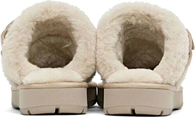Burberry Stijlvolle Schoenen voor Buitensport