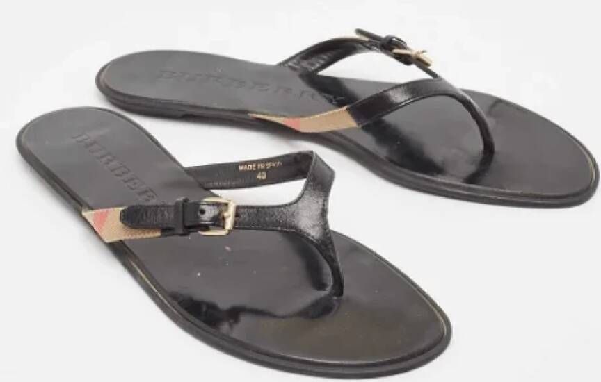 Burberry Vintage Pre-owned Canvas sandals Black Dames