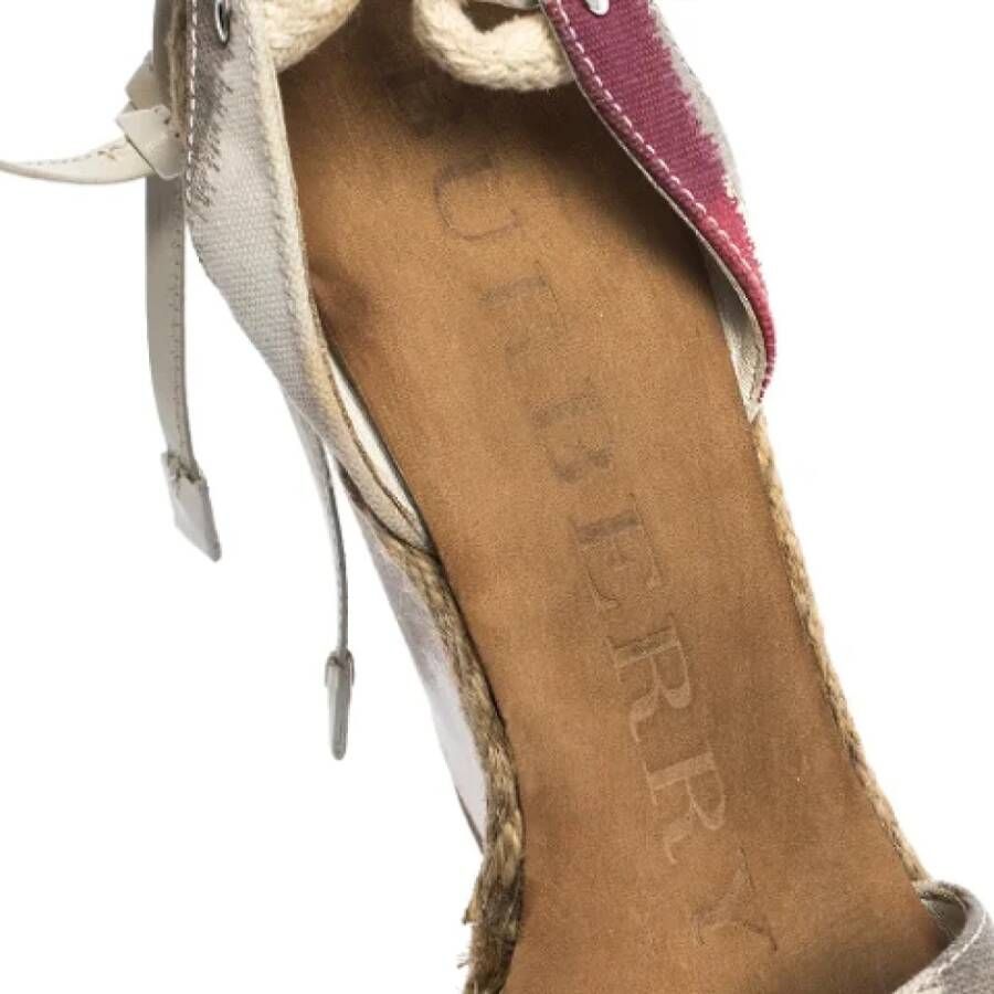 Burberry Vintage Pre-owned Canvas sandals Multicolor Dames