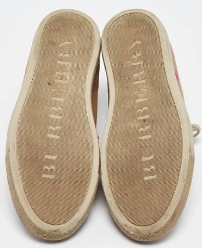 Burberry Vintage Pre-owned Canvas sneakers Beige Dames