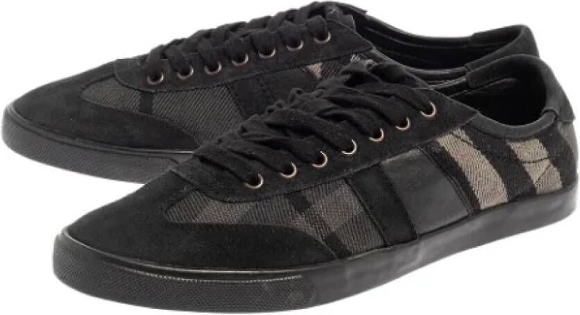 Burberry Vintage Pre-owned Canvas sneakers Black Dames