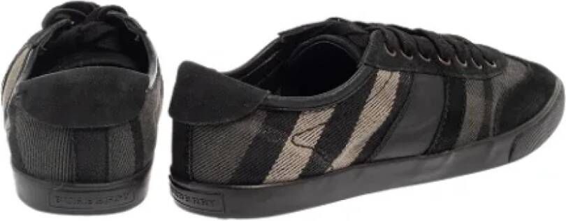 Burberry Vintage Pre-owned Canvas sneakers Black Dames