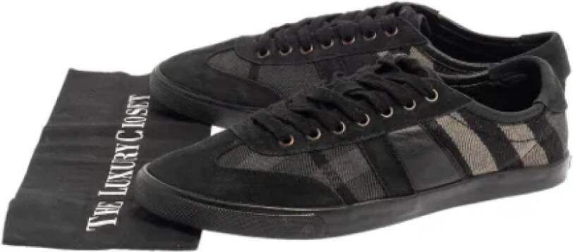 Burberry Vintage Pre-owned Canvas sneakers Black Dames